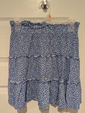 Wild Fable blue skirt with white flowers - XS